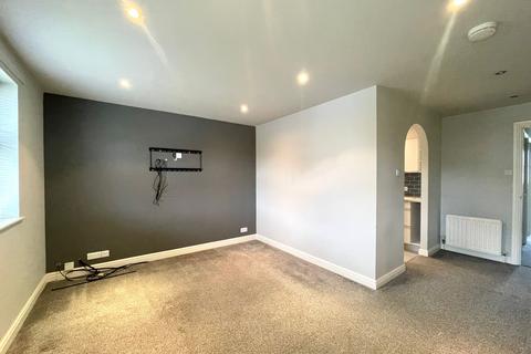 1 bedroom flat for sale, Cadogan Avenue, Huddersfield, HD3