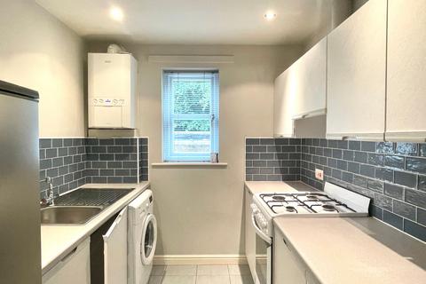 1 bedroom flat for sale, Cadogan Avenue, Huddersfield, HD3