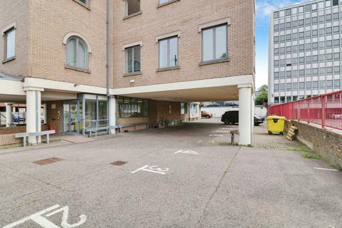 Office to rent, Kingswood House, Southend on Sea, SS2