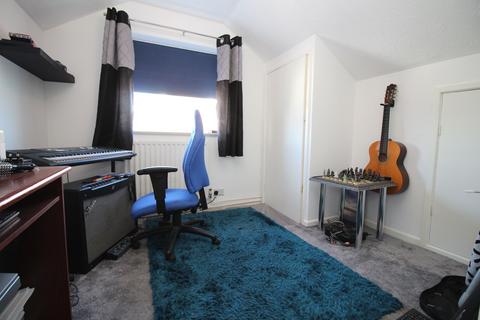 14 Chaucer Close, Jaywick, Clacton-on-sea, CO15 2PZ
