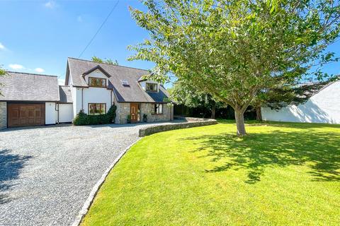 3 bedroom detached house for sale, Dwyran, Llanfairpwll, Isle of Anglesey, LL61