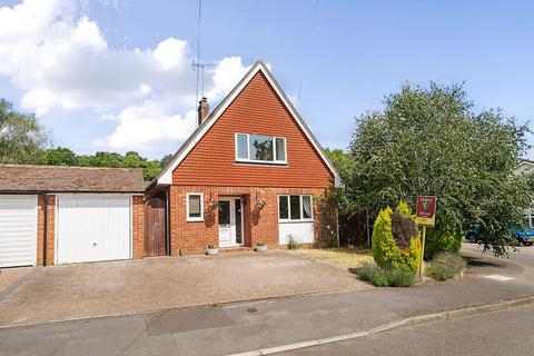 3 bedroom detached house for sale, Kent Road, Windlesham, Surrey, GU20