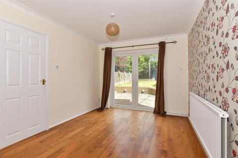 4 bedroom semi-detached house for sale, Broomshaw Road, Maidstone, Kent