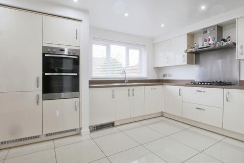 4 bedroom detached house for sale, Castle Road, Cottingham, HU16 5JF