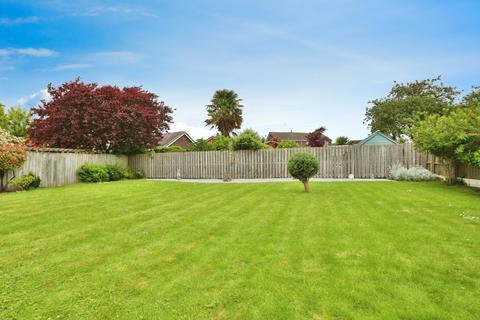 4 bedroom detached bungalow for sale, Thorn Road, Hedon, Hull, HU12 8HL