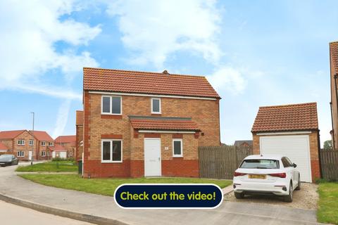 2 bedroom semi-detached house for sale, Sir Leo Schultz Road, Hull, HU6 9FL