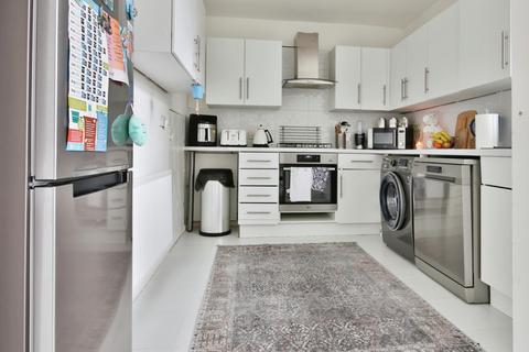 119 Amethyst Road, Hull, HU9 4DN