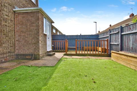 3 bedroom end of terrace house for sale, Coverdale, Hull, HU7 4AL