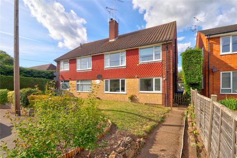 Godalming - 2 bedroom maisonette for sale