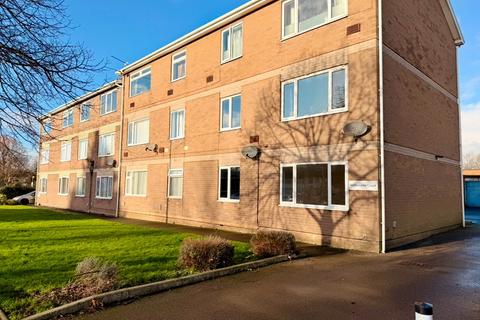 1 bedroom ground floor flat for sale, Melbourne Court, Tyn-y-Parc Road, Whitchurch, Cardiff. CF14