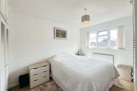 3 Falcon Close, Basingstoke, RG22 5PP