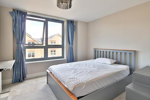2 bedroom flat to rent, Kingston Upon Thames