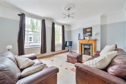 4 bedroom terraced house for sale, Quentin Road, London