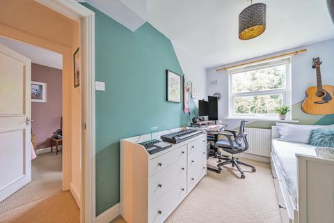 Flat 5, 10 Woolstone Road, London, SE23 2SG