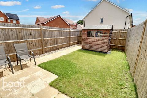 2 bedroom terraced house for sale, Quail Close, Harlow