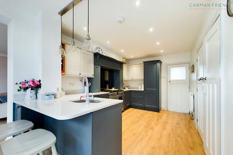 93 Brook Lane, Chester, CH2 2EN