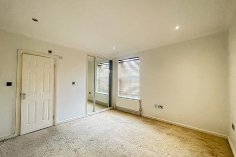 51 Peacock Street, Gravesend, DA12 1EF