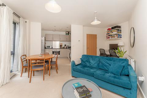 1 bedroom flat for sale, Fisher Close, Rotherhithe SE16