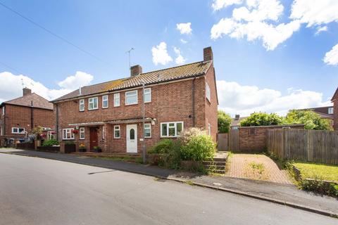 3 bedroom semi-detached house for sale, Candlemas Mead, Beaconsfield HP9