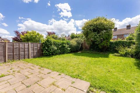 3 bedroom semi-detached house for sale, Candlemas Mead, Beaconsfield HP9