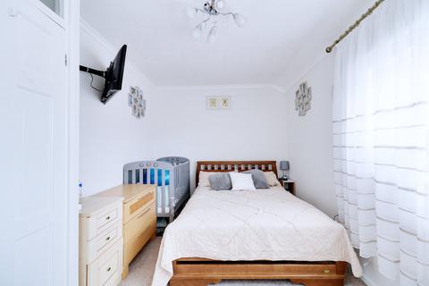 158 Daiglen Drive, South Ockendon, RM15 5AL