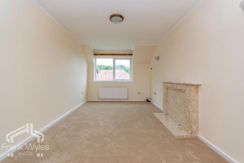 3 bedroom flat for sale, Queensway Court, Kilnhouse Lane, FY8 3ET