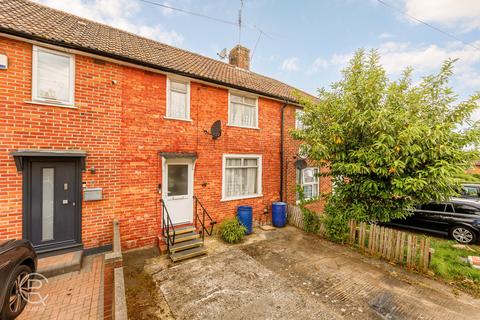 28 Templeman Road, London, W7 1AT
