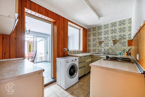 28 Templeman Road, London, W7 1AT
