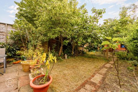 28 Templeman Road, London, W7 1AT