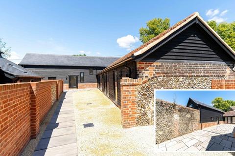 3 bedroom barn conversion for sale, Unwin Close, Halstead CO9