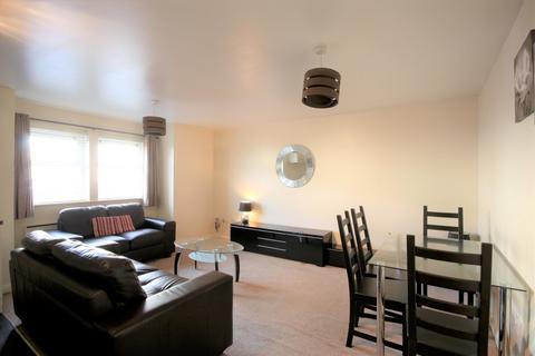 2 bedroom apartment to rent, Headland Court, Garforth