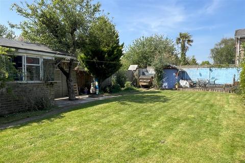 3 bedroom detached house for sale, Northfield Road, Ringwood