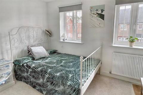 33 Caspars Way, Fordingbridge, SP6 1FP