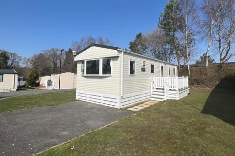 3 bedroom mobile home for sale, St Leonards, Dorset