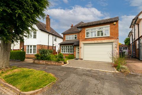 4 bedroom detached house for sale, Meadway, Western Park, LE3