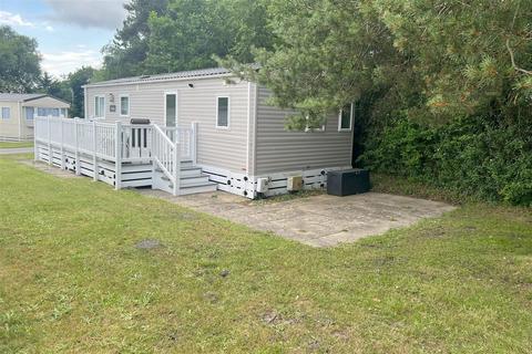 2 bedroom mobile home for sale, Oakdene Forest Holiday Park, St. Leonards, Ringwood