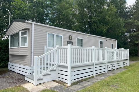 2 bedroom mobile home for sale, Oakdene Forest Holiday Park, St. Leonards, Ringwood