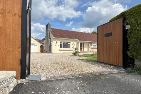 4 bedroom detached bungalow for sale, St Leonards, Dorset