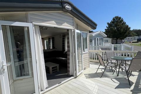 2 bedroom mobile home for sale, Oakdene Forest Holiday Park, St. Leonards, Ringwood