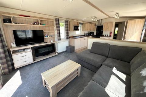 2 bedroom mobile home for sale, Oakdene Forest Holiday Park, St. Leonards, Ringwood