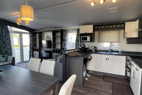2 bedroom mobile home for sale, St Leonards , Dorset