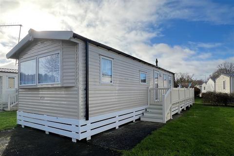 2 bedroom mobile home for sale, St Leonards, Dorset