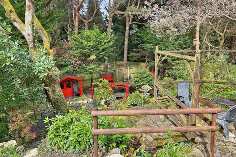4 bedroom detached bungalow for sale, St. Ives Park, Ashley Heath, Ringwood