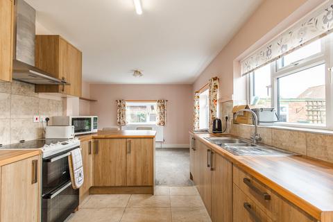 2 bedroom detached bungalow for sale, Heacham