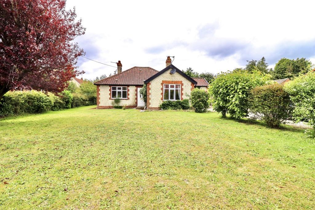 Chain Free bungalow in Colkirk 3 bed detached bungalow for sale £300,000