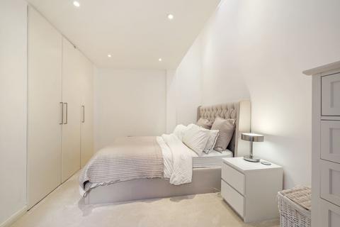 Flat 1, 36 - 38 Decima Street, London, SE1 4QQ