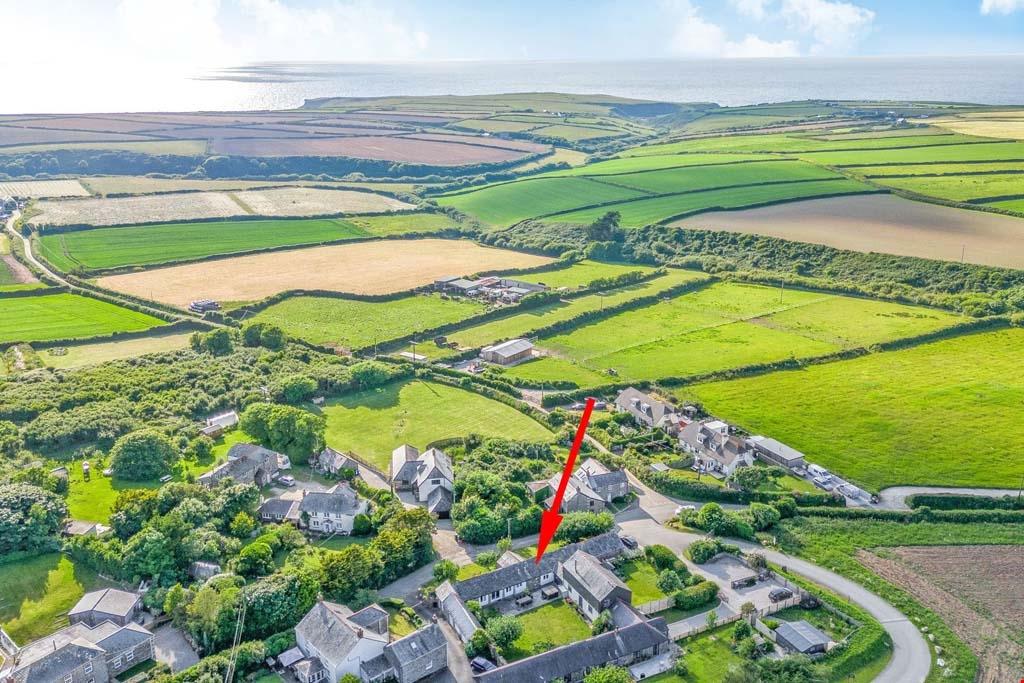 Engollan, St Eval, Nr. Padstow, Cornwall 4 bed barn conversion for sale