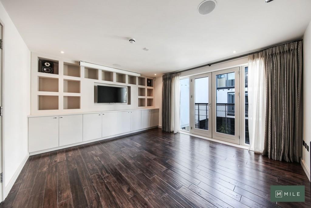 17 Artisan Mews, Warfield Road - ps86 U5 Dv DYosuny4 I