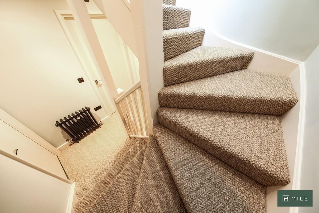17 Artisan Mews, Warfield Road - qlfe UI6ix Lrm2l OLI