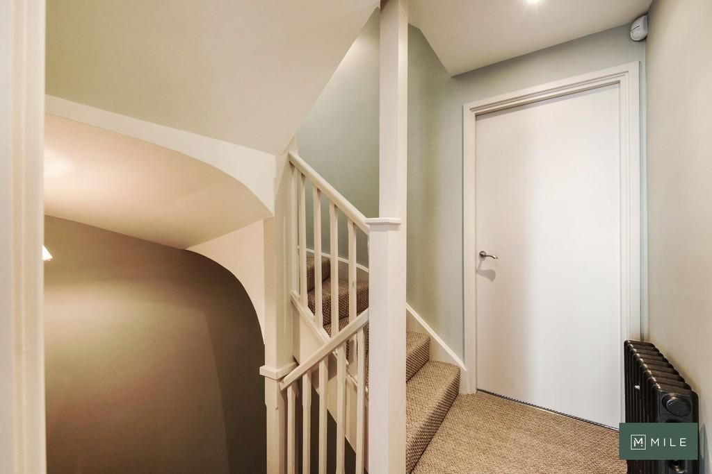 17 Artisan Mews, Warfield Road - ev CJb RZ1p L9d768 YT